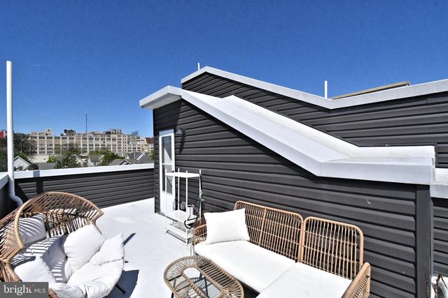 1806 N MARSHALL ST, Philadelphia, PA 19122