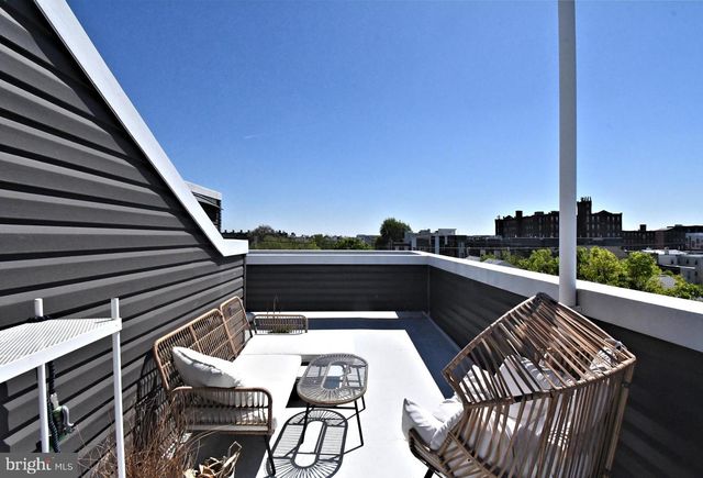 1806 N MARSHALL ST, Philadelphia, PA 19122