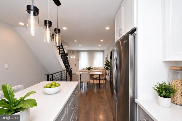 1806 N MARSHALL ST, Philadelphia, PA 19122