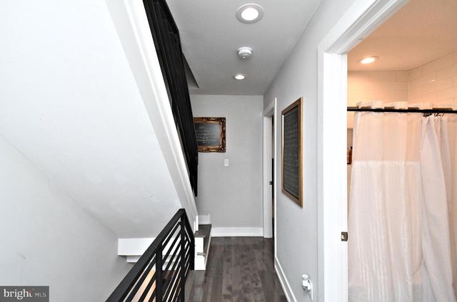 1806 N MARSHALL ST, Philadelphia, PA 19122