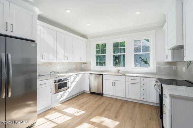 536 Chicamacomico Way, Bald Head Island, NC 28461