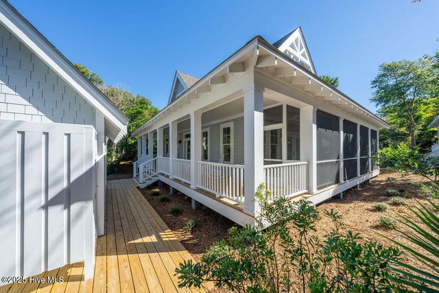 536 Chicamacomico Way, Bald Head Island, NC 28461
