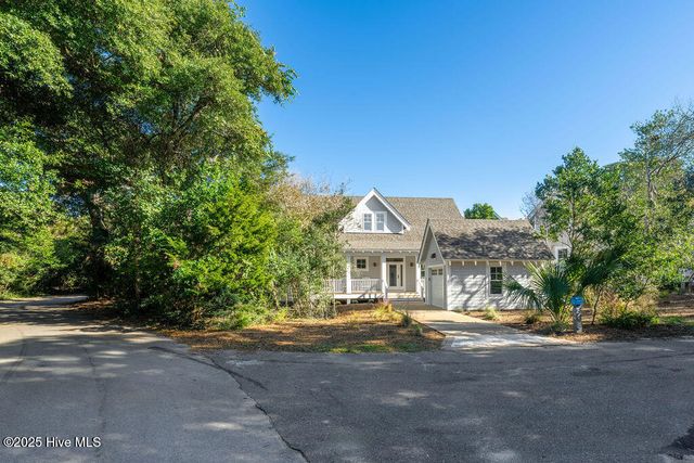 536 Chicamacomico Way, Bald Head Island, NC 28461