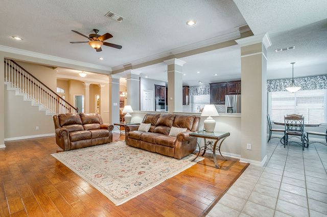 6603 Forest Park Drive, Arlington, TX 76001