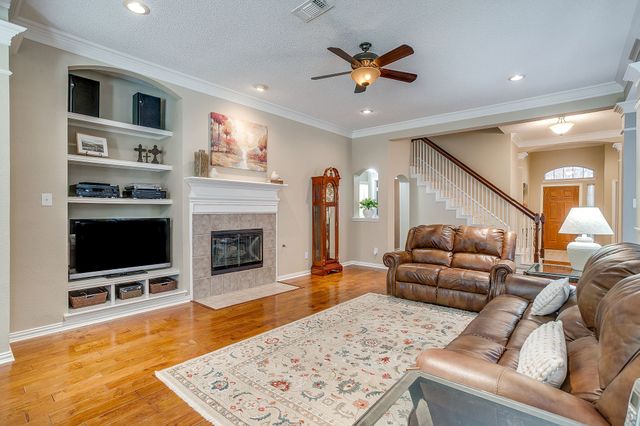 6603 Forest Park Drive, Arlington, TX 76001