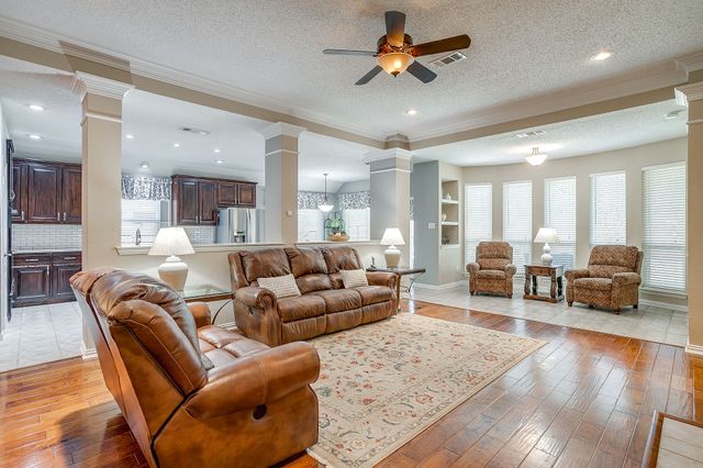 6603 Forest Park Drive, Arlington, TX 76001