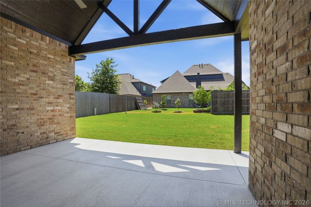 4346 S 173rd East Avenue, Tulsa, OK 74134