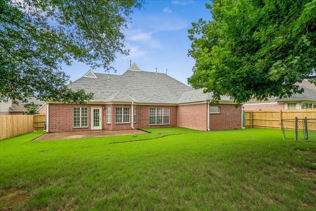 1480 MCALLEN CV, Cordova, TN 38016