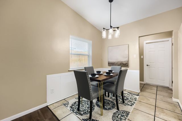 1208 Darlene Lane, Arlington, TX 76010