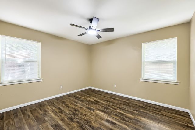 1208 Darlene Lane, Arlington, TX 76010