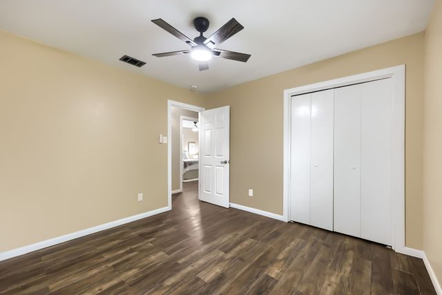 1208 Darlene Lane, Arlington, TX 76010