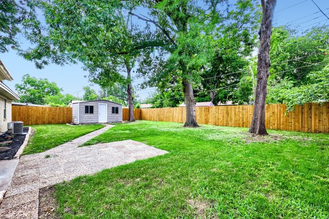 1208 Darlene Lane, Arlington, TX 76010