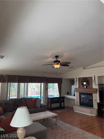 1412 October Oak Avenue, Las Vegas, NV 89123