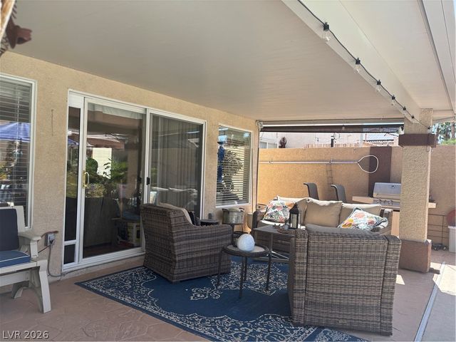1412 October Oak Avenue, Las Vegas, NV 89123
