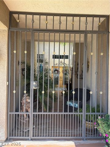 1412 October Oak Avenue, Las Vegas, NV 89123