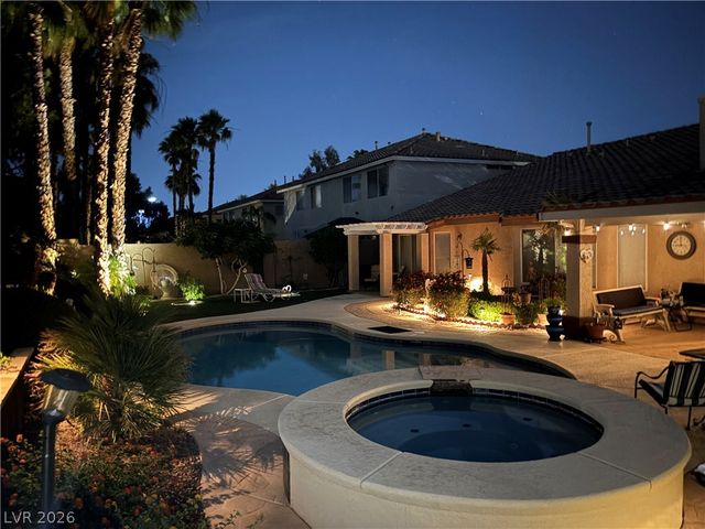 1412 October Oak Avenue, Las Vegas, NV 89123