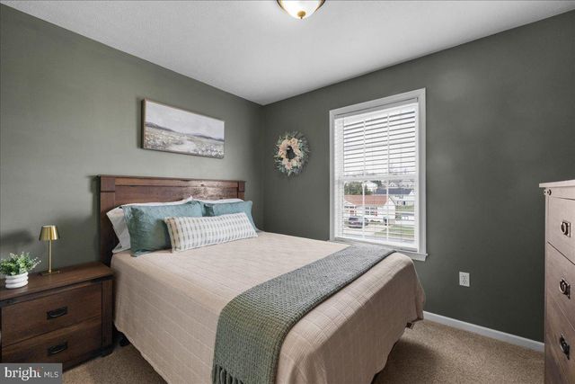 36 ELLEN DR, Strasburg, VA 22657