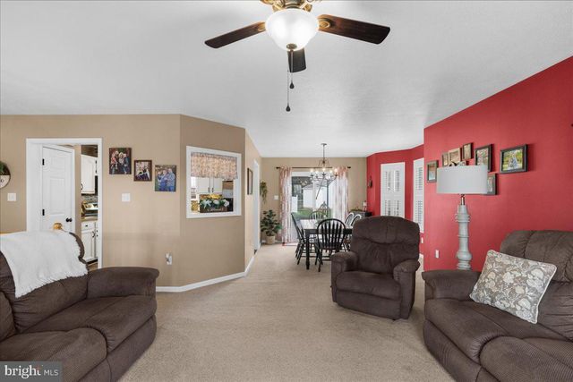 36 ELLEN DR, Strasburg, VA 22657