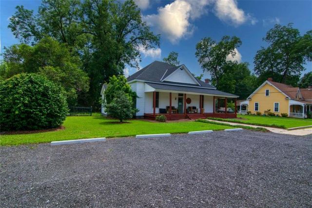 322 Fort Lane, Hamilton, GA 31811