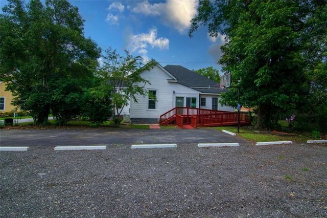 322 Fort Lane, Hamilton, GA 31811