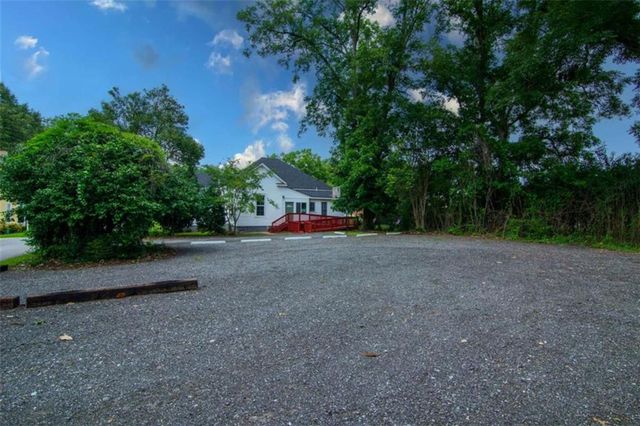 322 Fort Lane, Hamilton, GA 31811