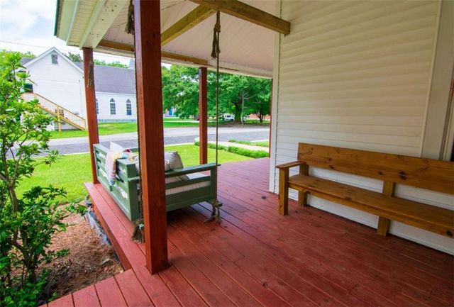322 Fort Lane, Hamilton, GA 31811