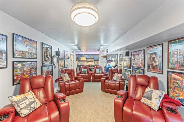 16 Berrydale Lane, Bella Vista, AR 72715