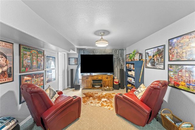 16 Berrydale Lane, Bella Vista, AR 72715