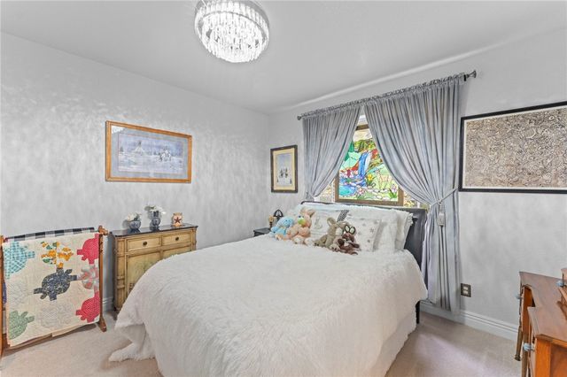 16 Berrydale Lane, Bella Vista, AR 72715