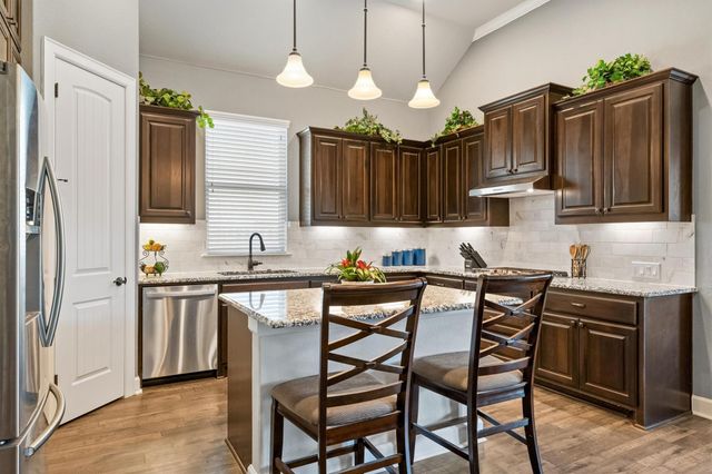 1004 Hezekiah LN, Leander, TX 78641