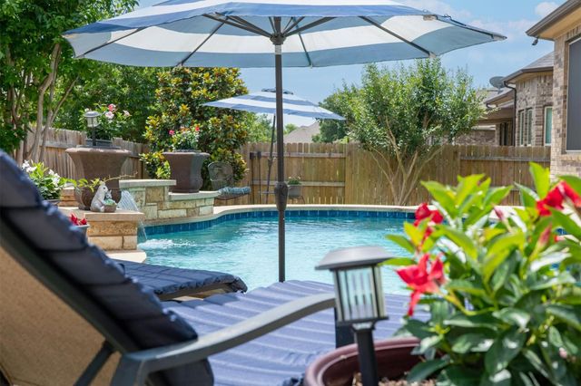 1004 Hezekiah LN, Leander, TX 78641