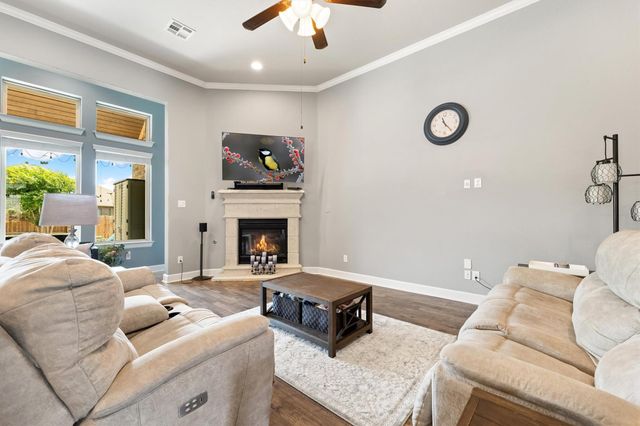 1004 Hezekiah LN, Leander, TX 78641