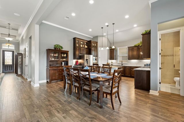 1004 Hezekiah LN, Leander, TX 78641