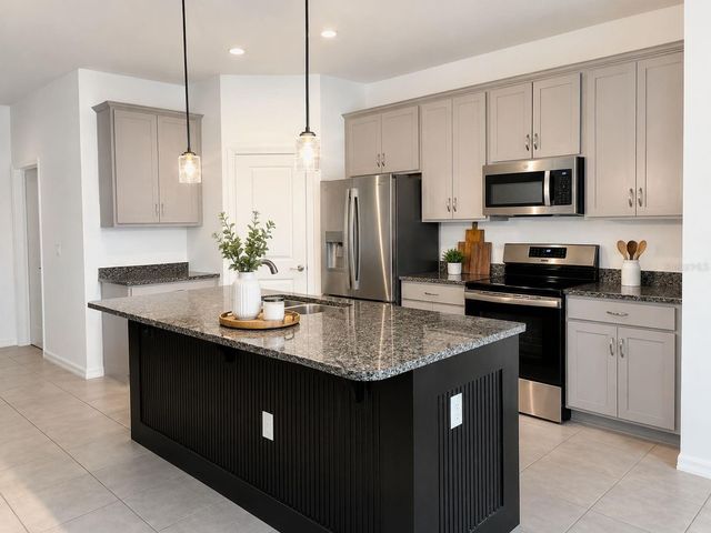 1051 PATRIOT LOOP, Haines City, FL 33844