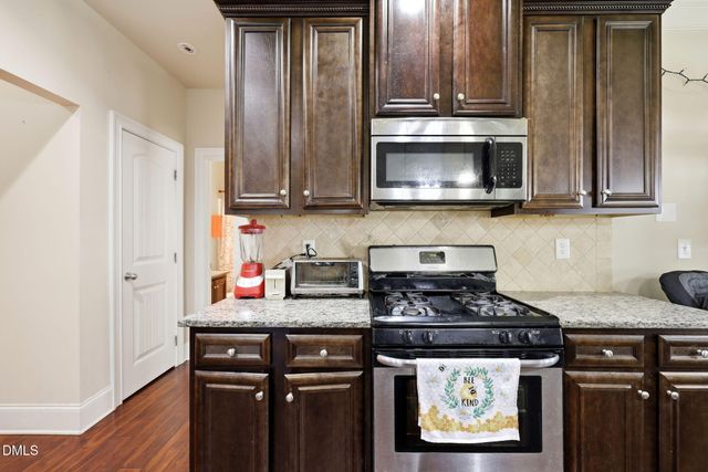 1105 Longleaf Pine Place, Mebane, NC 27302