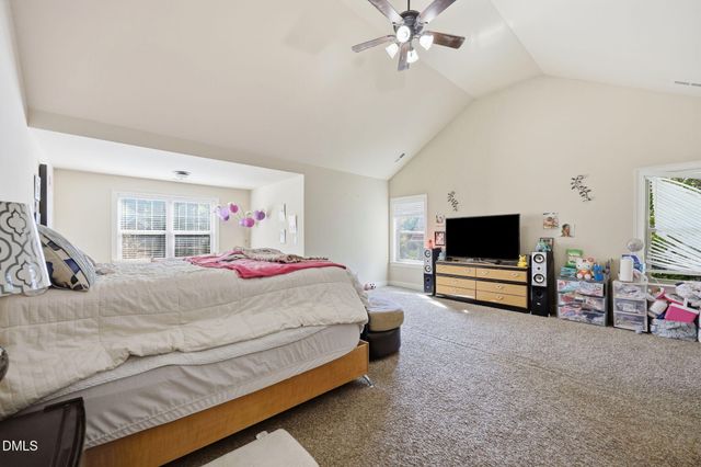1105 Longleaf Pine Place, Mebane, NC 27302