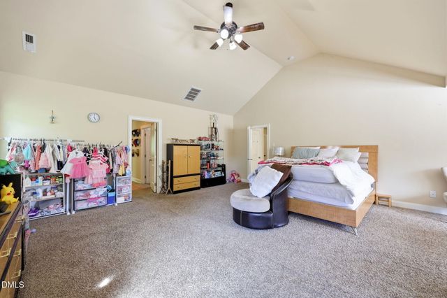 1105 Longleaf Pine Place, Mebane, NC 27302