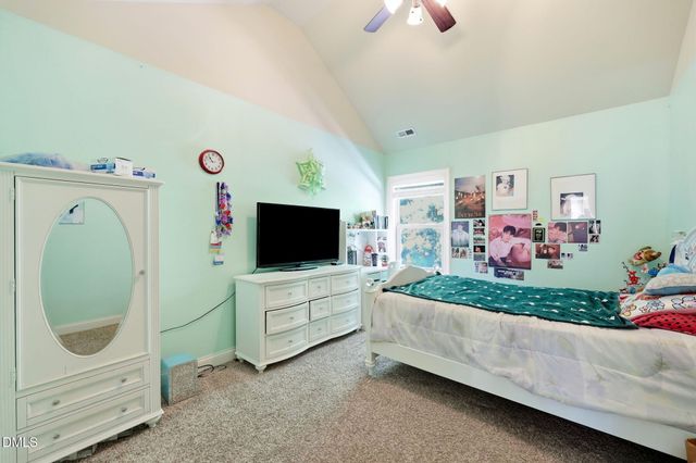 1105 Longleaf Pine Place, Mebane, NC 27302