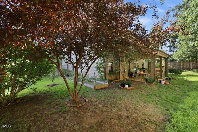 1105 Longleaf Pine Place, Mebane, NC 27302