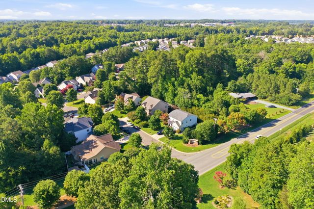 1105 Longleaf Pine Place, Mebane, NC 27302