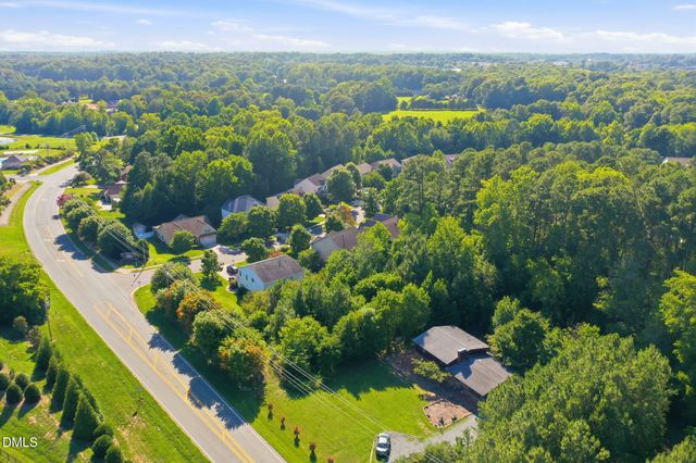 1105 Longleaf Pine Place, Mebane, NC 27302