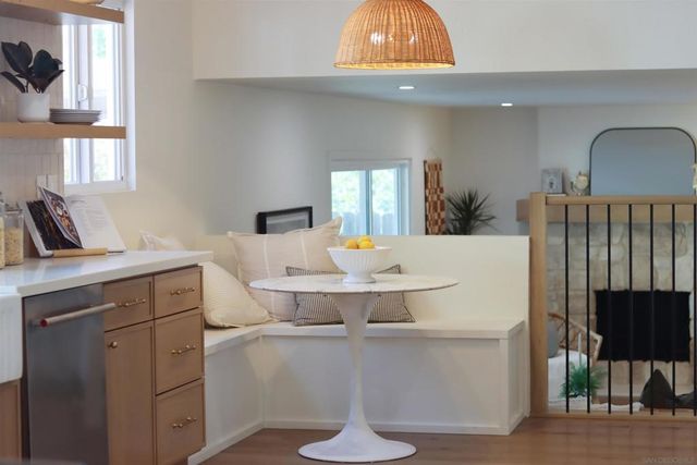 4208 Park Dr, Carlsbad, CA 92008