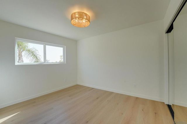 4208 Park Dr, Carlsbad, CA 92008