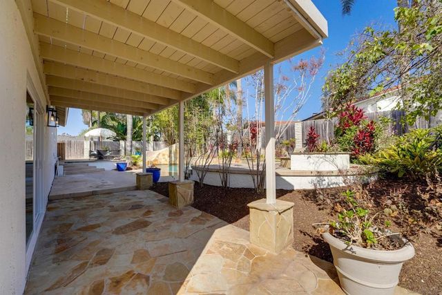 4208 Park Dr, Carlsbad, CA 92008