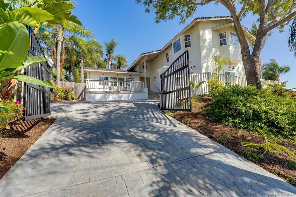 4208 Park Dr, Carlsbad, CA 92008