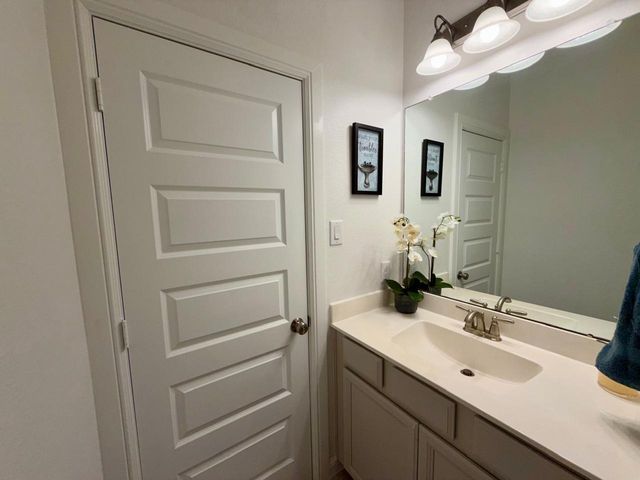 132 Thunder Valley Drive, Tomball, TX 77375