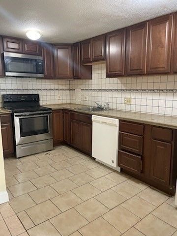 770 Cummins Hwy 11, Boston, MA 02126