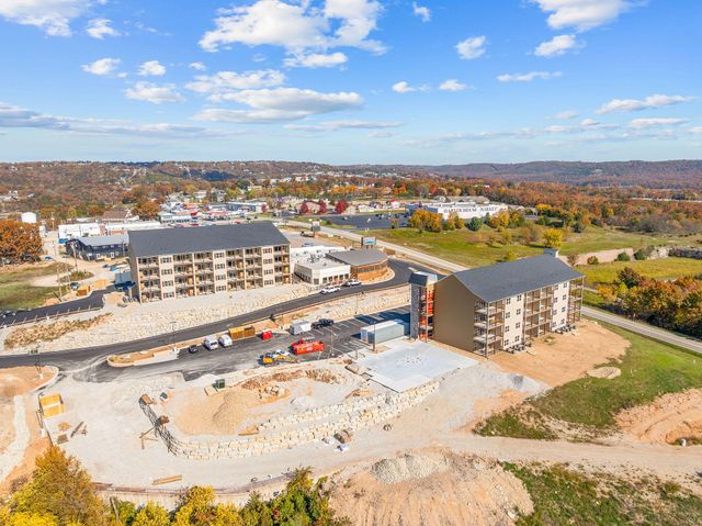 114 Bridgewater Loop 4, Kimberling City, MO 65686