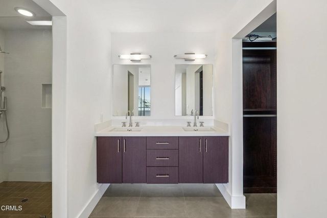 121 S Hope Street 408, Los Angeles, CA 90012