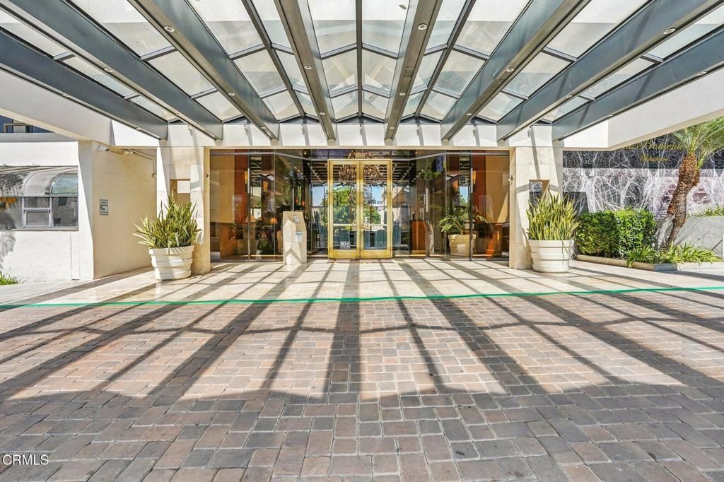 121 S Hope Street 408, Los Angeles, CA 90012